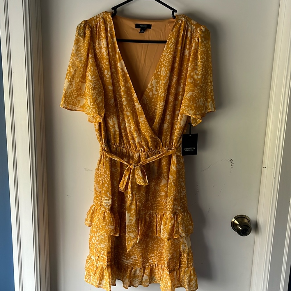 BRAND NEW WITH TAGS Vera Wang summer dress!